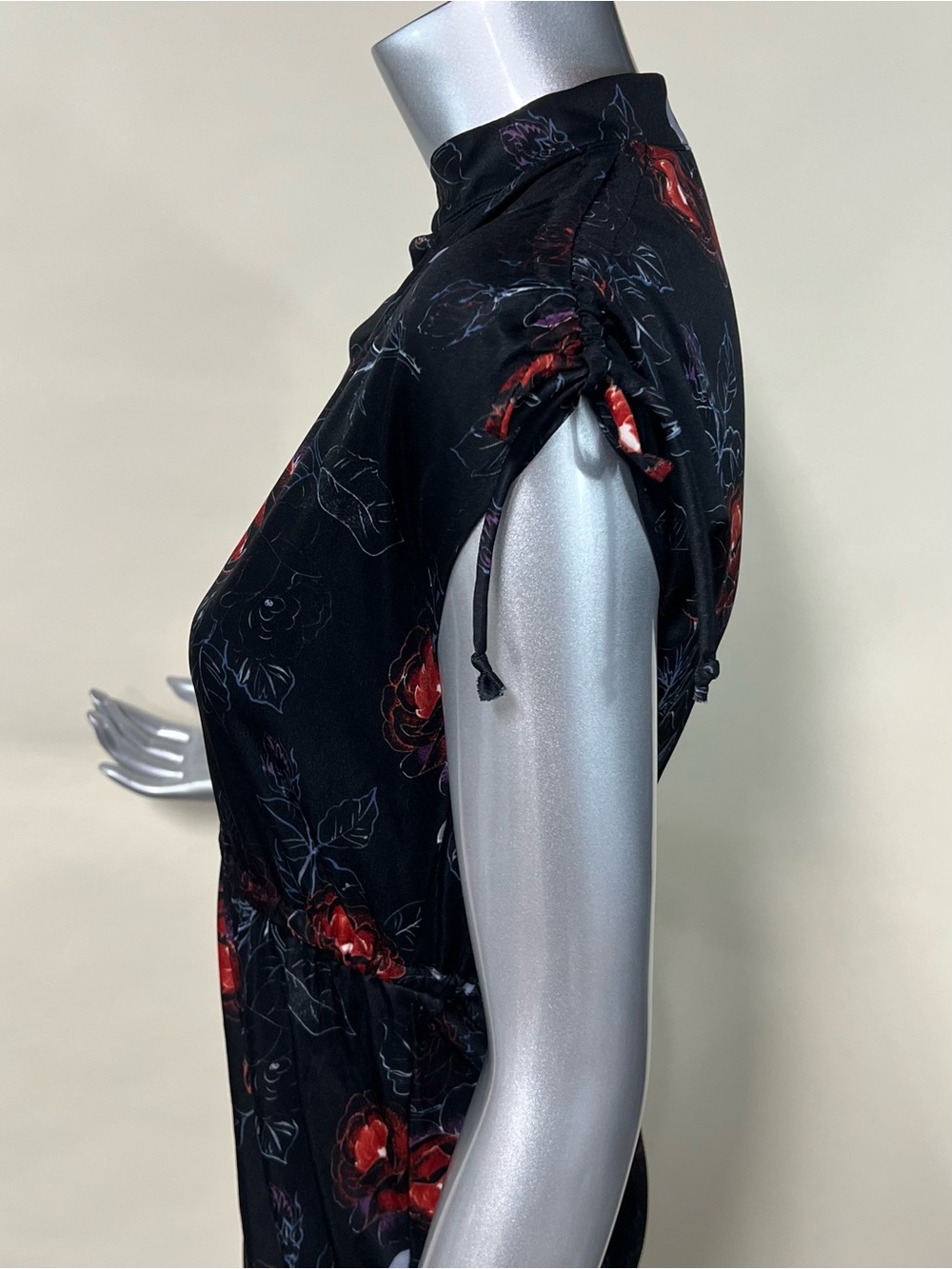 Vintage Women’s XS/SMALL Black Floral Dress Cap Tie Sleeves Stretch Waist Midi - Picture 6 of 16